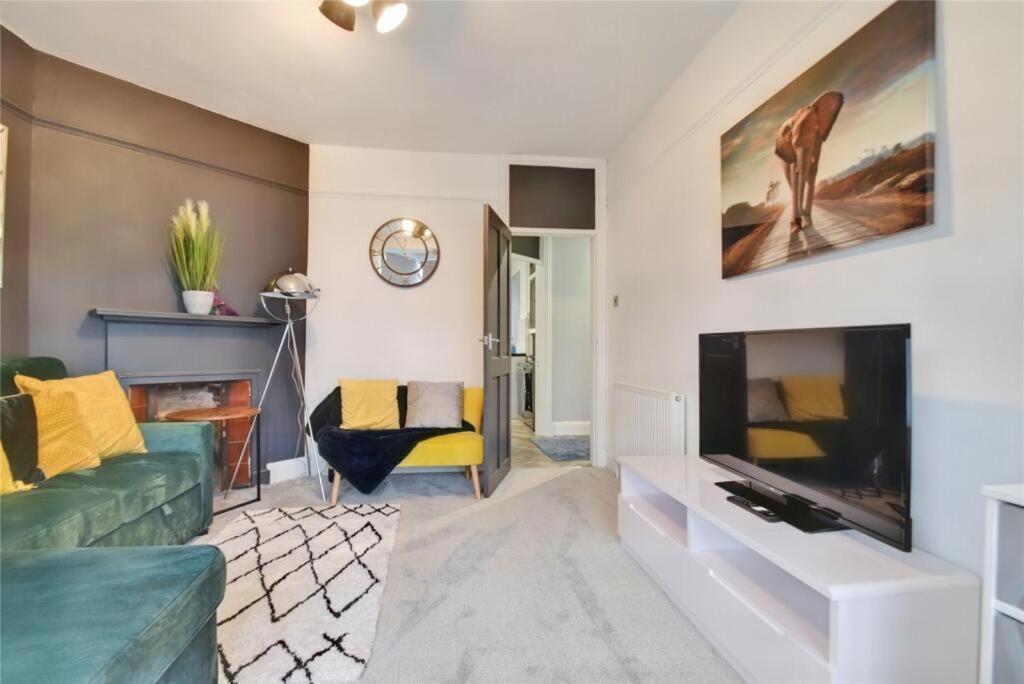 Kingsdown Apartment グレート・マルバーン エクステリア 写真